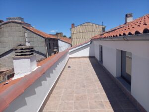 Ático con ascensor y plaza de garaje en El Barco de Ávila (Ávila)