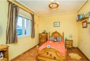 Vivienda unifamiliar con 5 dormitorios en El Barco de Ávila (Ávila)