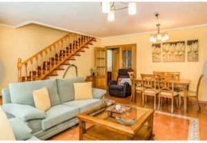 Vivienda unifamiliar con 5 dormitorios en El Barco de Ávila (Ávila)