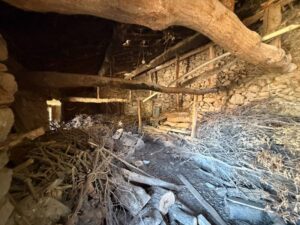 Casa de pueblo con patio en El Hoyo – La Horcajada (Ávila)