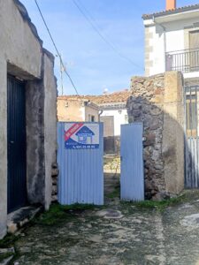 Casa de pueblo con patio en La Aldehuela