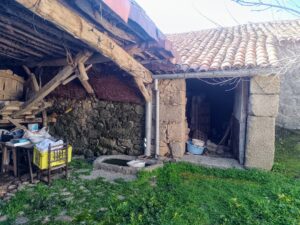 casa de pueblo con patio en Malpartida de Corneja (Ávila)