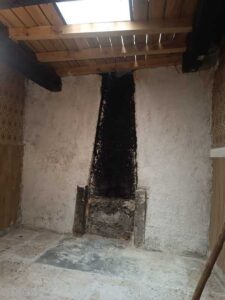 Casa de pueblo con patio en La Aldehuela