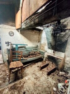 Casa con terreno en La Horcajada (Ávila)