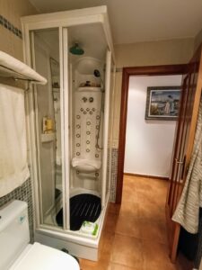 Casa rural con 5 dormitorios en Bohoyo