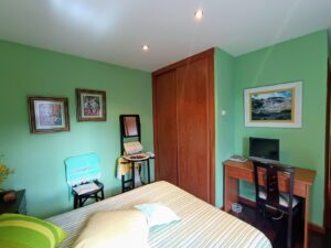 Casa rural con 5 dormitorios en Bohoyo