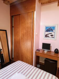 Casa rural con 5 dormitorios en Bohoyo