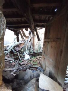 Almacén de piedra para rehabilitar en El Nogal (Santiago del Collado)