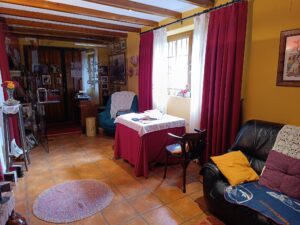 Casa rural con 5 dormitorios en Bohoyo