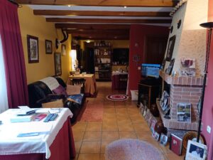 Casa rural con 5 dormitorios en Bohoyo