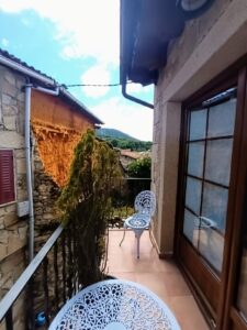 Casa rural con 5 dormitorios en Bohoyo