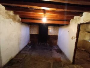 3 construcciones y amplios huertos en Tórtoles