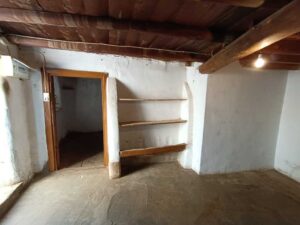 3 construcciones y amplios huertos en Tórtoles
