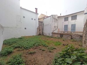 Casa de pueblo para rehabilitar en Bohoyo