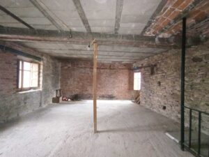 Casa de pueblo para rehabilitar en Bohoyo