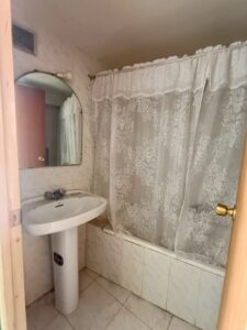 Casa de pueblo de piedra en La Horcajada