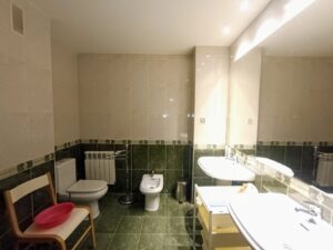 Piso con 5 dormitorios en Piedrahita