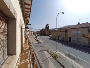 Casa de pueblo con terraza en La Aldehuela (Ávila)