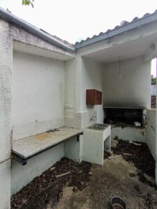 Finca con vivienda y piscina en Sanchotello