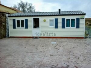 Finca urbana con mobile home en Carpio Medianero