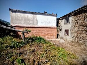 Antigua casa de pueblo para rehabilitación en el Barrio del Medio de Avellaneda