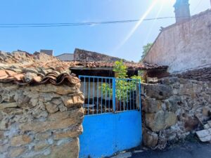 Antigua casa de pueblo para rehabilitación en el Barrio del Medio de Avellaneda