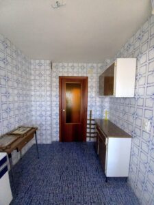 Piso con ascensor y plaza de garaje en Piedrahi