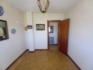 Piso con ascensor y plaza de garaje en Piedrahita