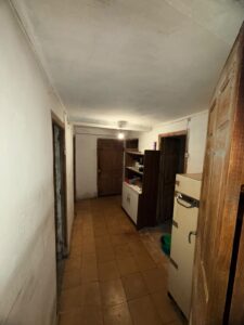CASA TRADICIONAL CON ALMACÉN ANEXO EN NAVA DEL BARCO