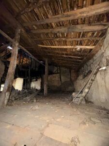 ALMACÉN PARA REHABILITAR EN NAVA DEL BARCO (ÁVILA)