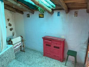CASA DE PUEBLO PARA REFORMAR CON PATIO EN VILLAR DE CORNEJA (ÁVILA)