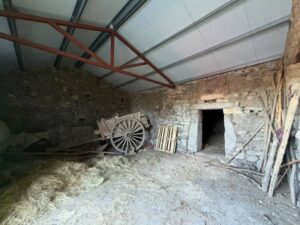 Almacén de piedra en La Horcajada (Ávila)