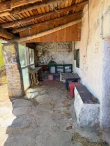 CASA DE PUEBLO PARA REFORMAR CON PATIO EN VILLAR DE CORNEJA (ÁVILA)
