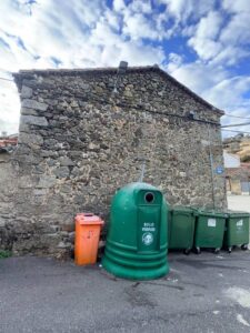 CASA DE PIEDRA EN VENTA EN EL MIRÓN