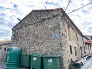CASA DE PIEDRA EN VENTA EN EL MIRÓN
