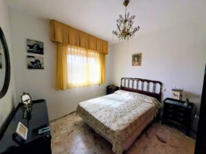 CASA DE PUEBLO EN CASILLAS DE CHICAPIERNA – BECEDILLAS (ÁVILA)