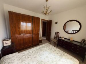 CASA DE PUEBLO EN CASILLAS DE CHICAPIERNA – BECEDILLAS (ÁVILA)